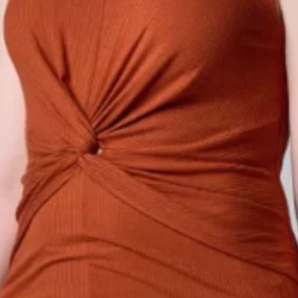 NWT Simply Vera Vera Wang Rusty Copper Flattering Twist-Front Ribbed Tank Size L - Picture 2 of 6